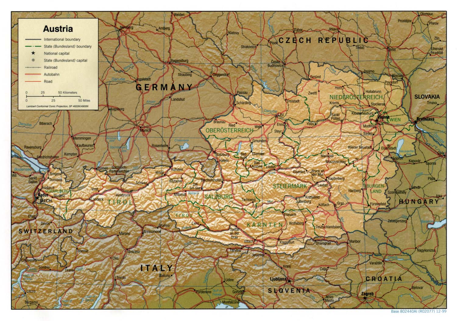 Подробная политическая карта Австрии с рельефом и рельефом