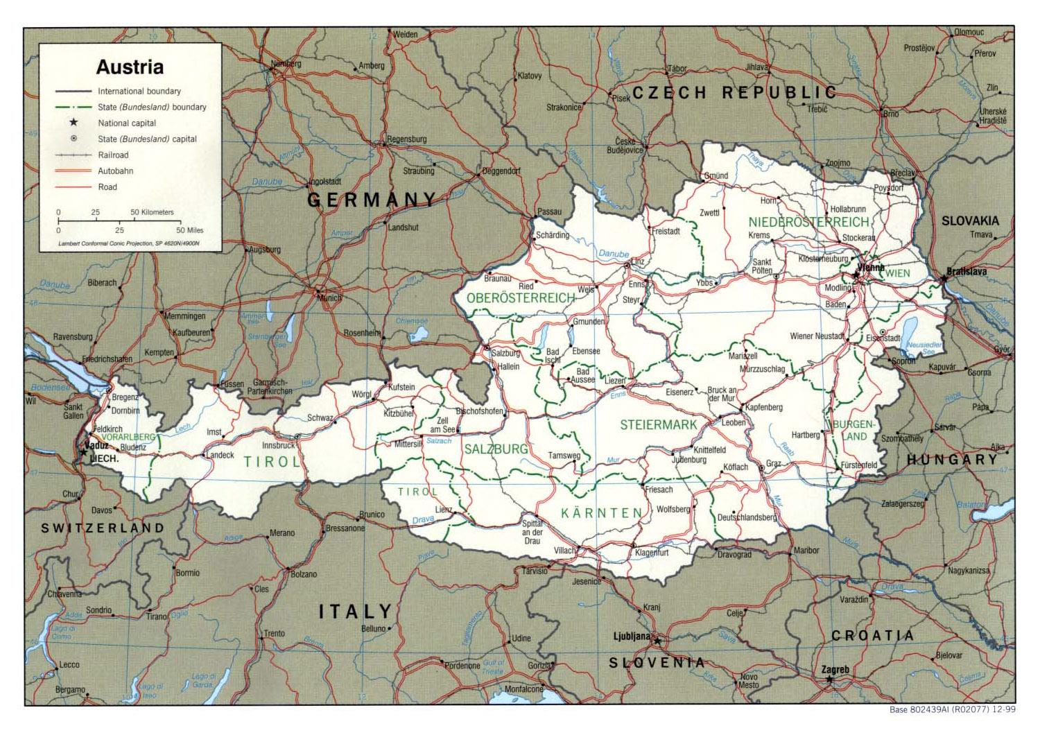 Подробная политическая и административная карта Австрии с городами и дорогами