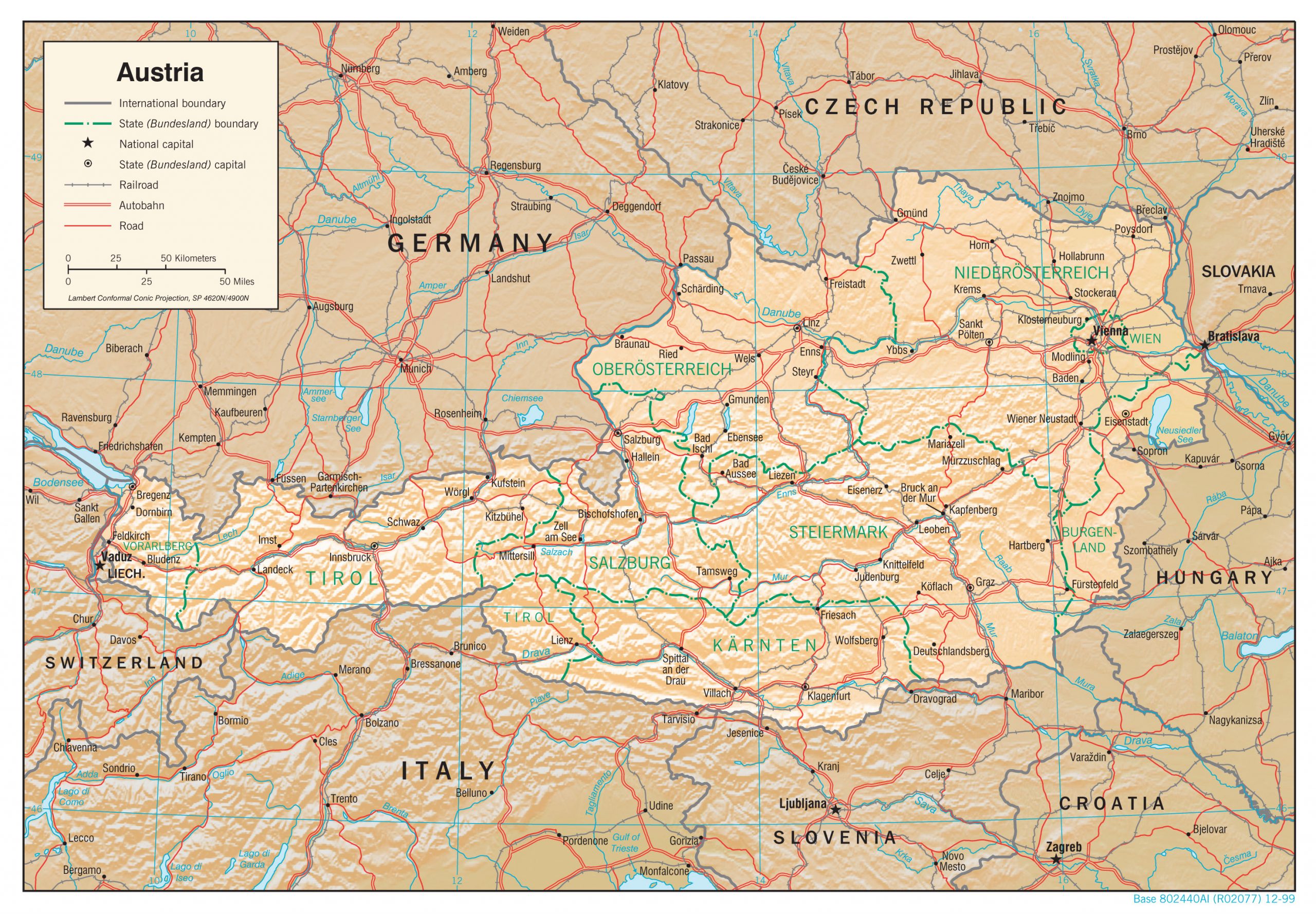 Велика політична та адміністративна карта Австрії з рельєфом