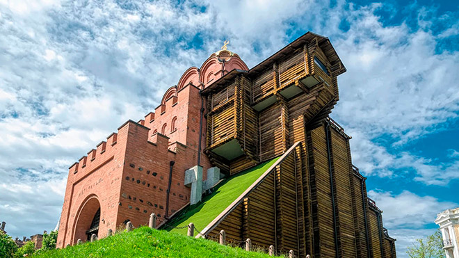 Золоті ворота - популярне місце Києва